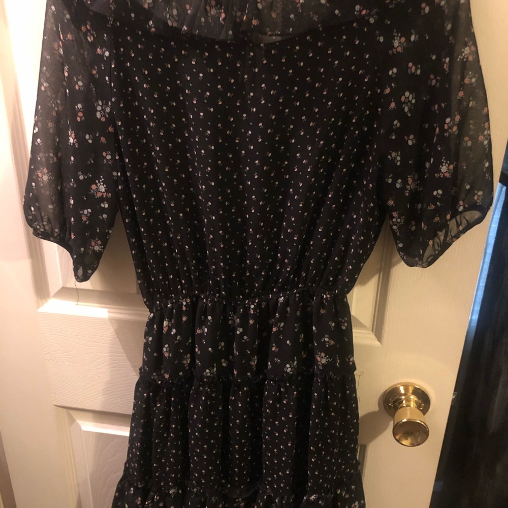 Dress - Picture 2 of 4